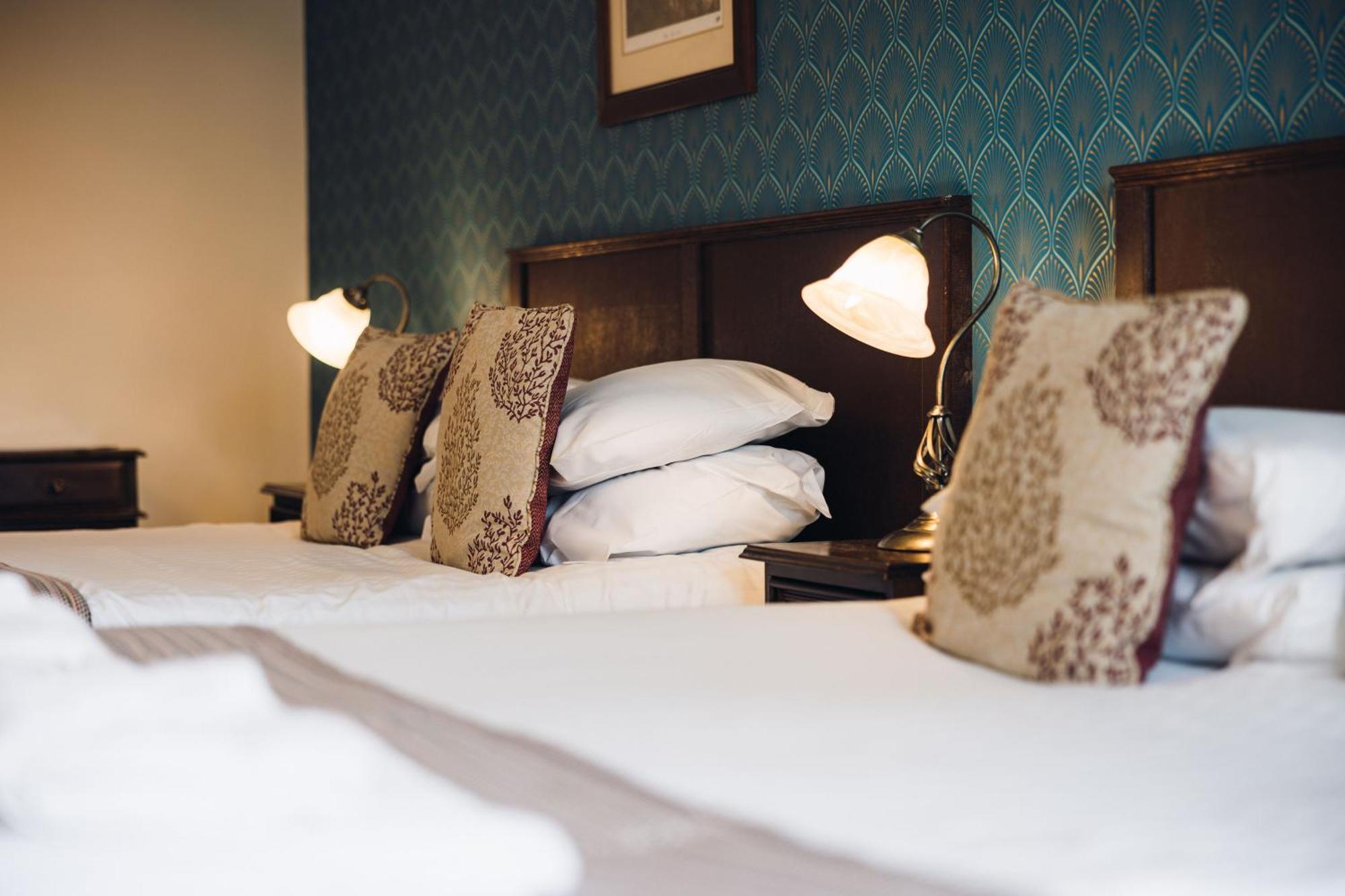 White Lion Royal Hotel Bala Zewnętrze zdjęcie