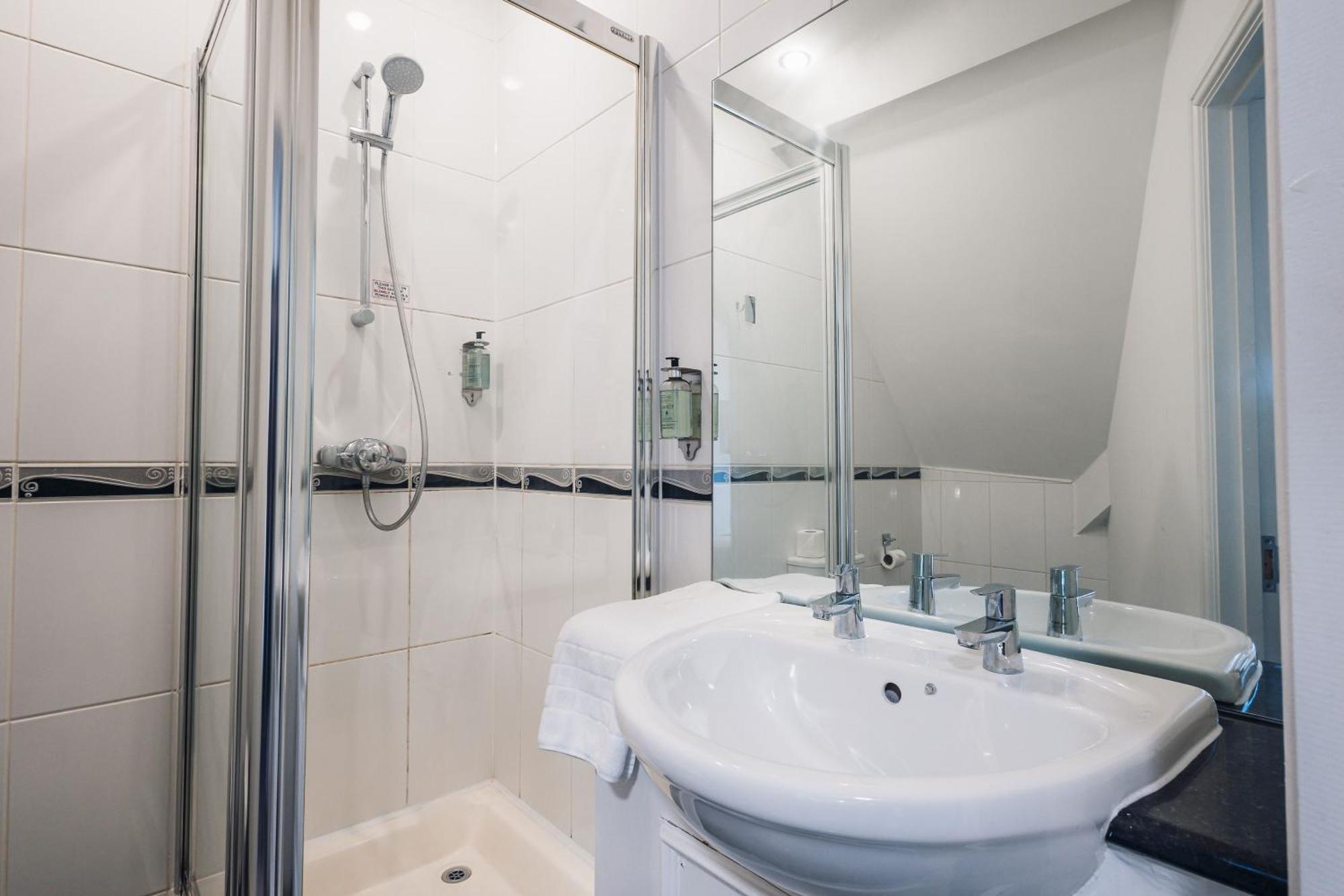 White Lion Royal Hotel Bala Zewnętrze zdjęcie